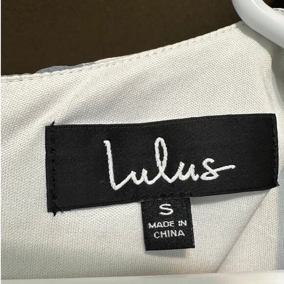 Lulu's Give Me A Print Light‎ Blue Shift Dress Size Small - Picture 3 of 4